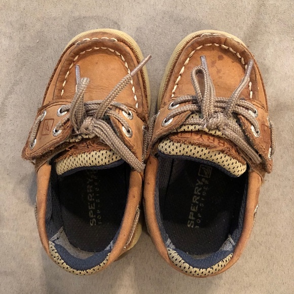 Toddler Sperrys size 6 - Picture 2 of 2